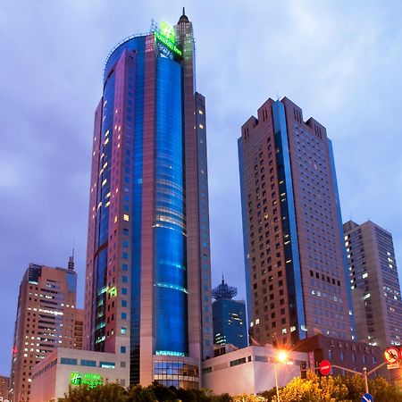 Holiday Inn Shanghai Pudong, an IHG Hotel Bagian luar foto