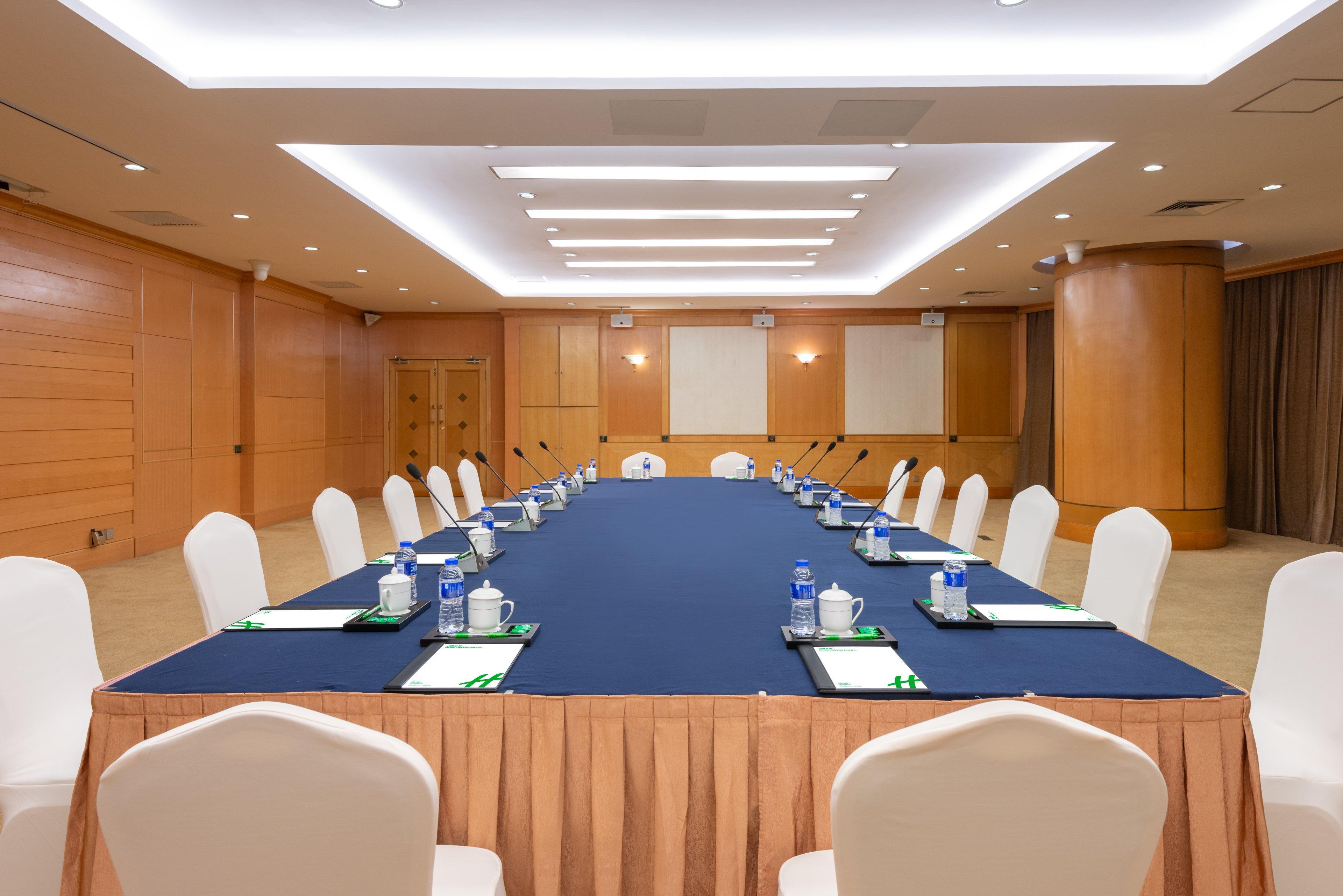 Holiday Inn Shanghai Pudong, an IHG Hotel Bagian luar foto